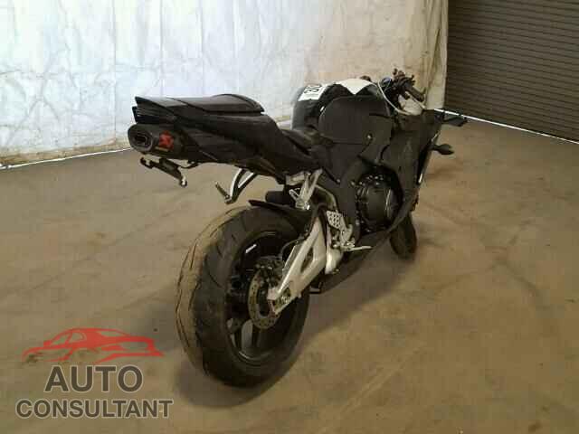 HONDA CBR CYCLE 2015 - JH2PC4008FK800689