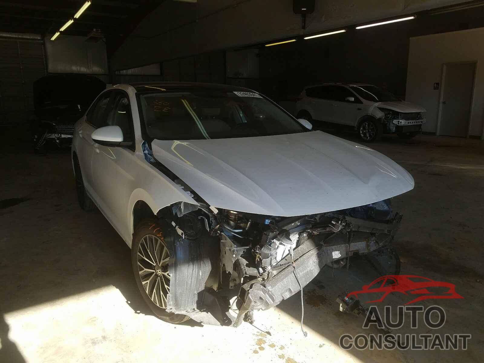 VOLKSWAGEN JETTA 2019 - 3VWCB7BU8KM235470