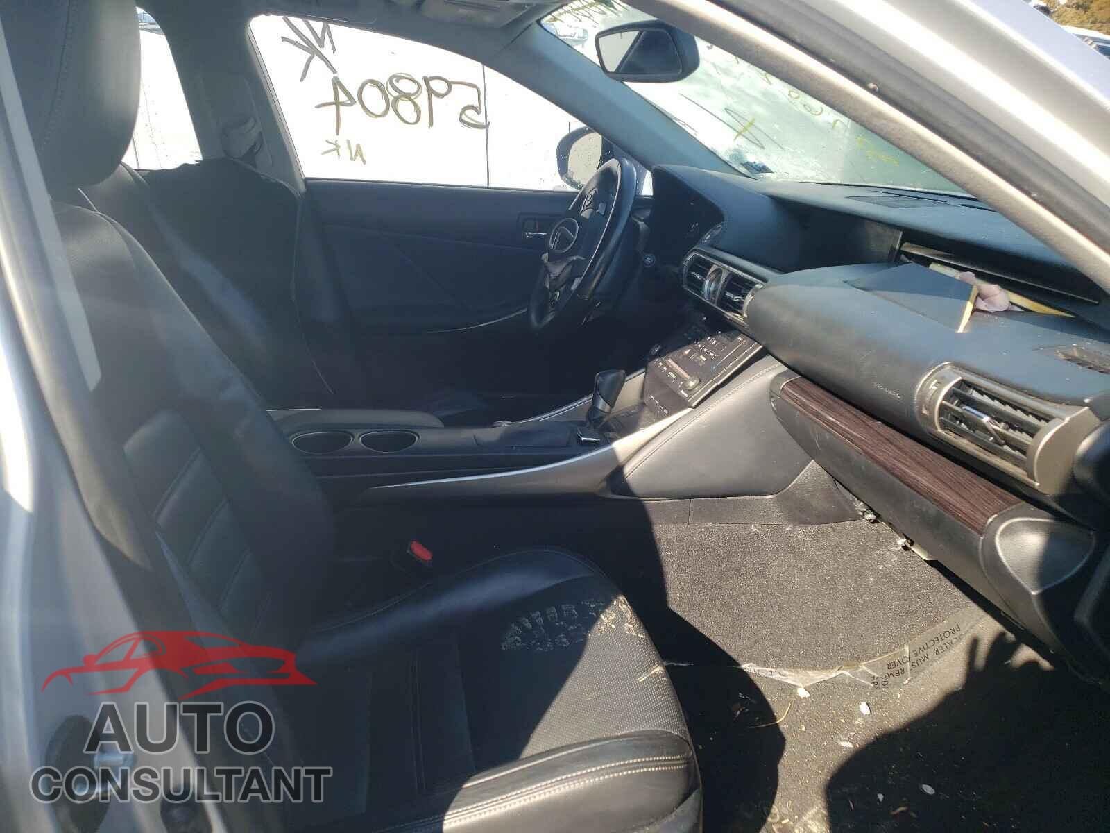 LEXUS IS 2015 - KNMAT2MT7GP596253