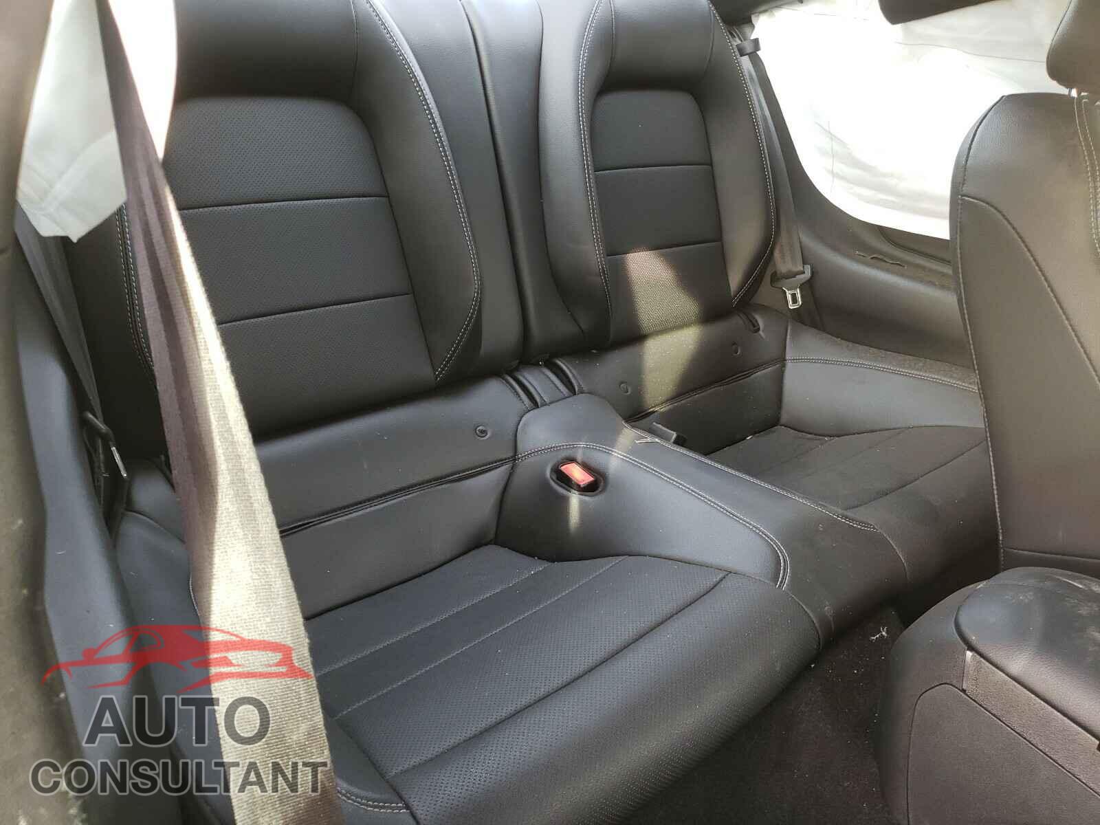 FORD MUSTANG 2020 - 1FA6P8CF5L5136495