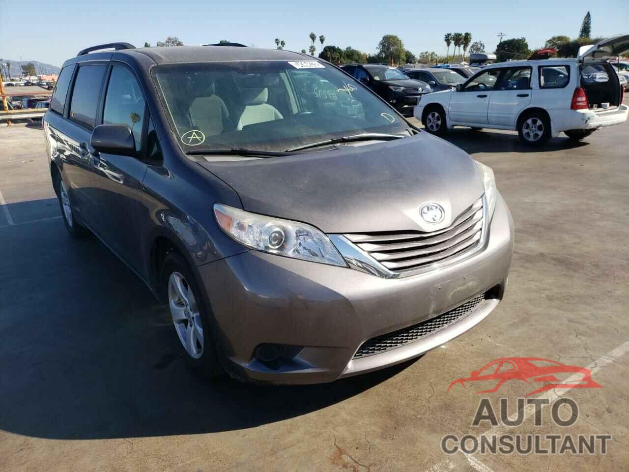 TOYOTA SIENNA 2017 - 5TDKZ3DC3HS788494