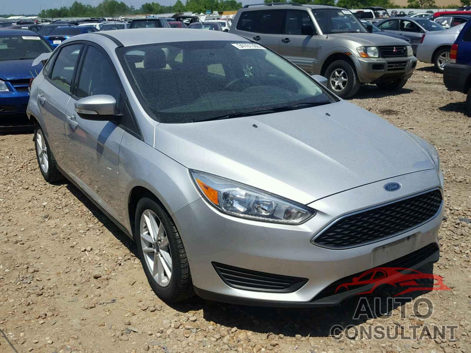 FORD FOCUS 2015 - 1FADP3F22FL218994