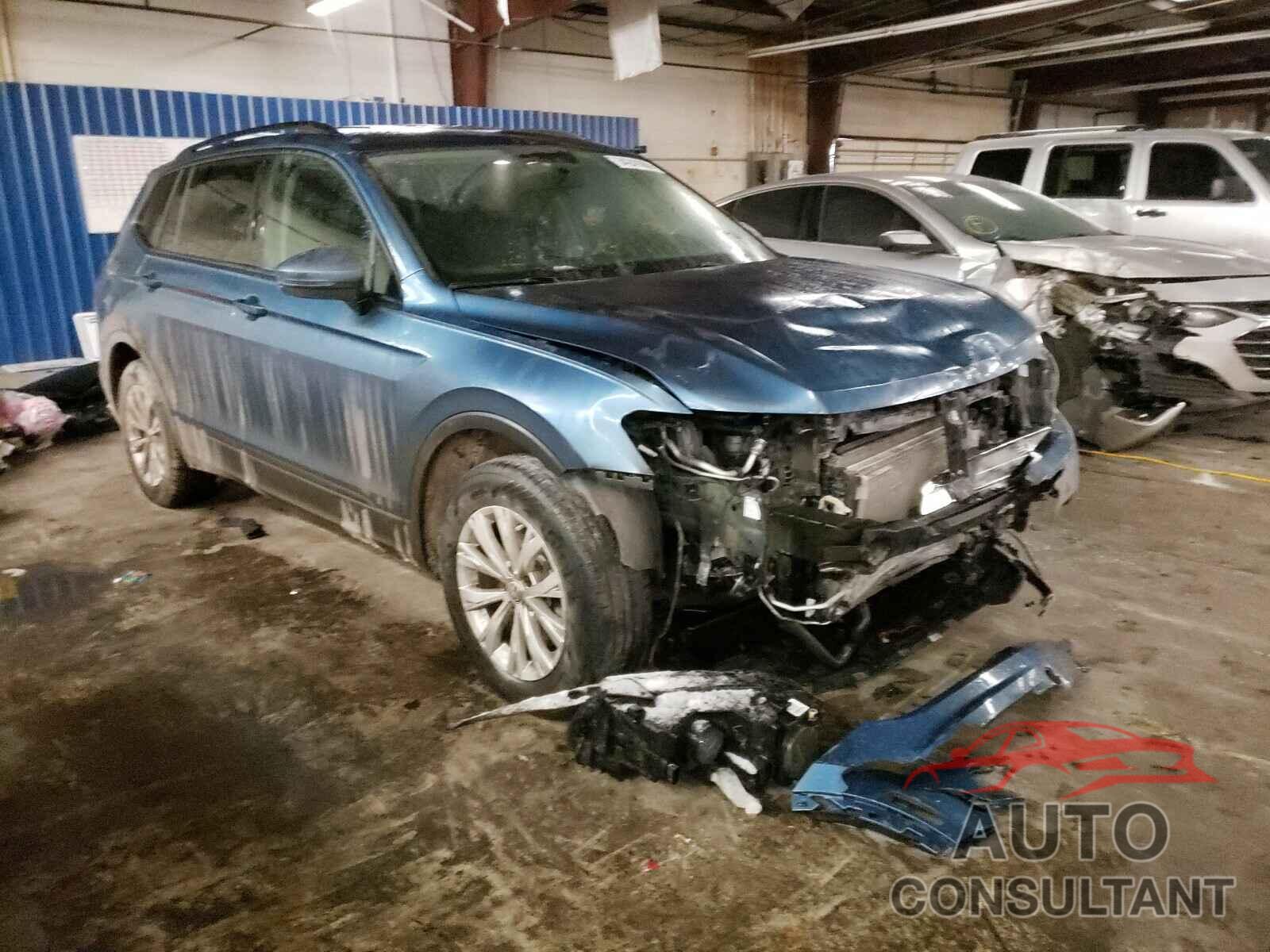 VOLKSWAGEN TIGUAN 2019 - 3VV1B7AX2KM090479