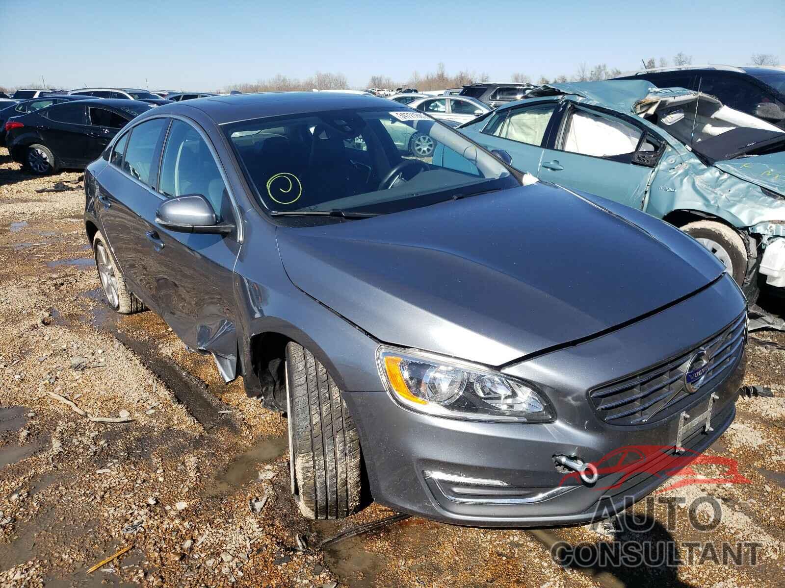 VOLVO S60 2016 - YV1612TK1G2391426