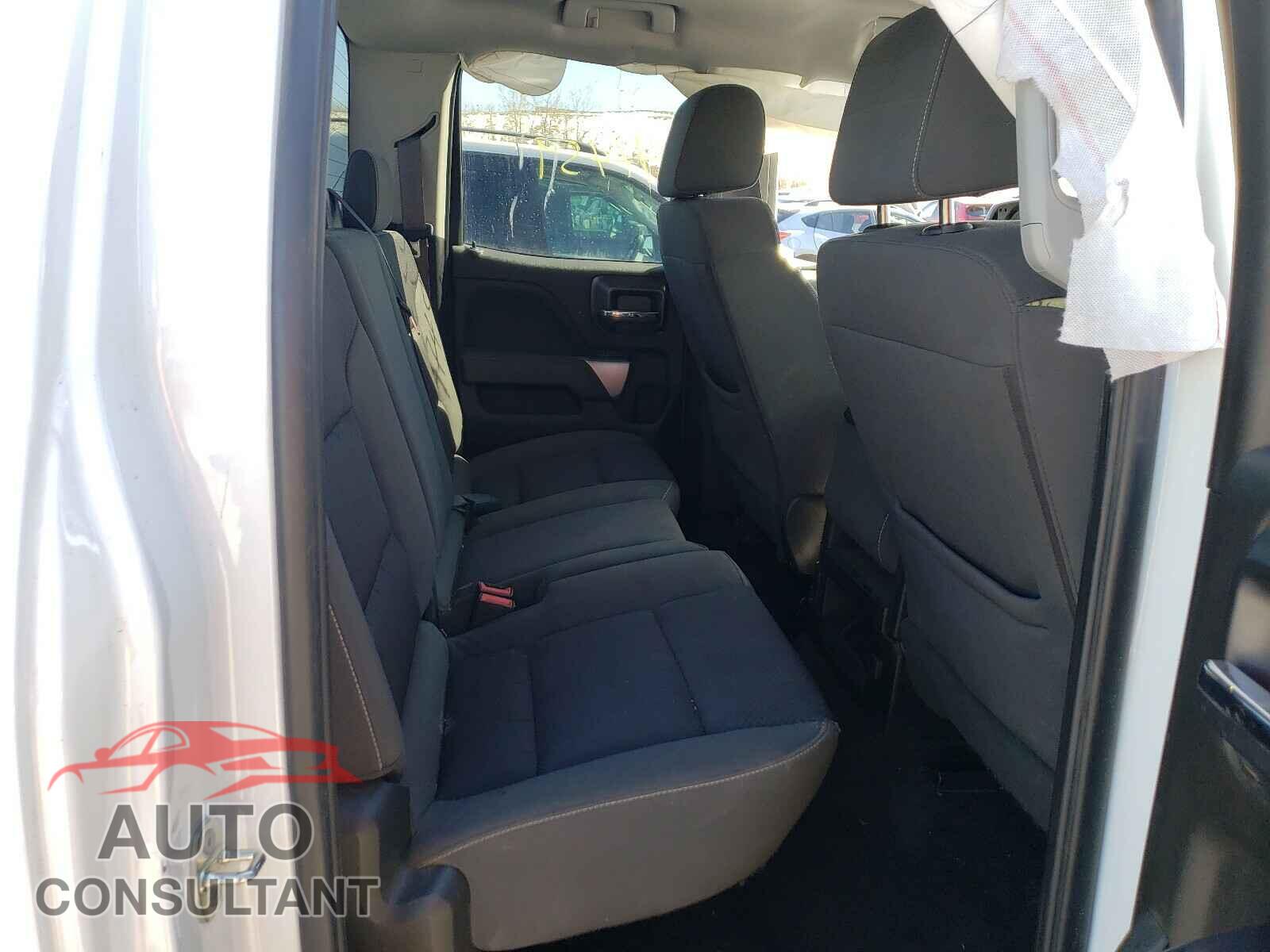 CHEVROLET SILVERADO 2017 - 1GCVKREC3HZ366291