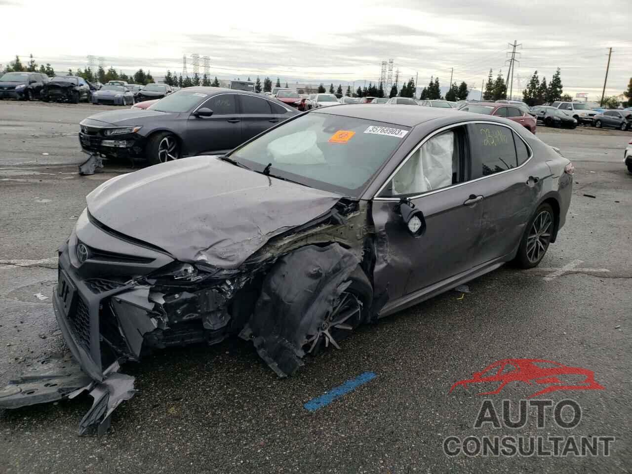 TOYOTA CAMRY 2021 - 4T1G11AK1MU611831