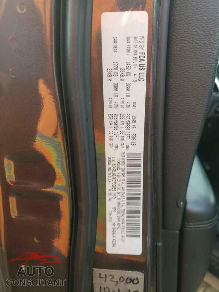 DODGE DURANGO 2019 - 1C4RDJAG7KC733855