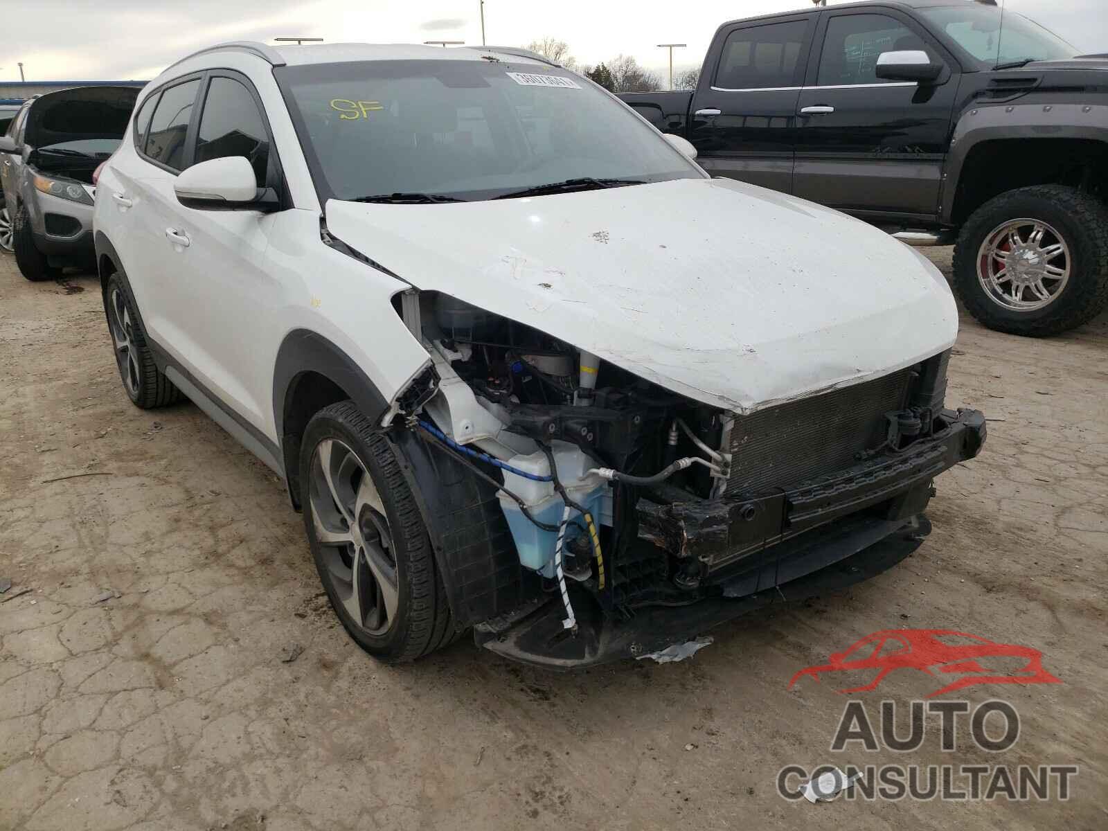 HYUNDAI TUCSON 2018 - KM8J3CALXJU746662