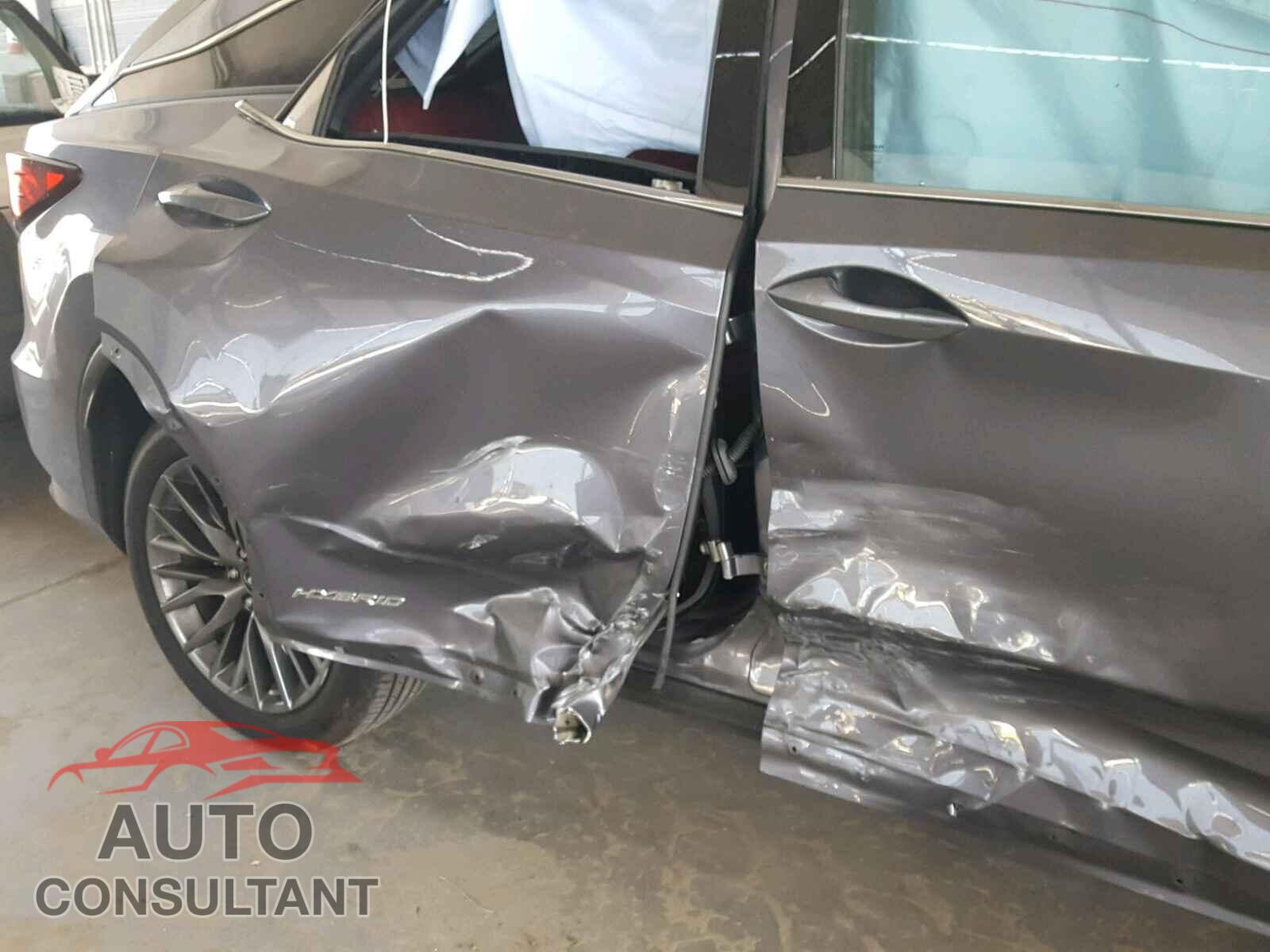 LEXUS RX450 2017 - 2T2BGMCA0HC018219