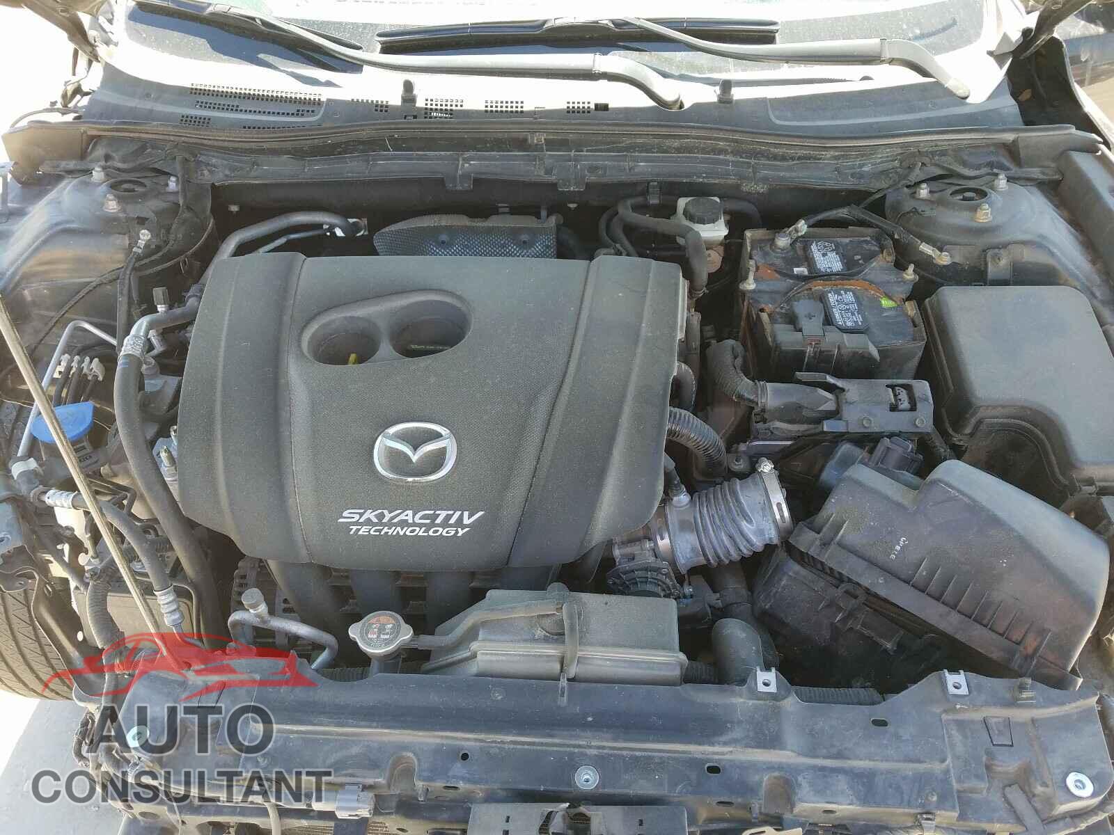 MAZDA 3 2017 - 3MZBN1V76HM130750
