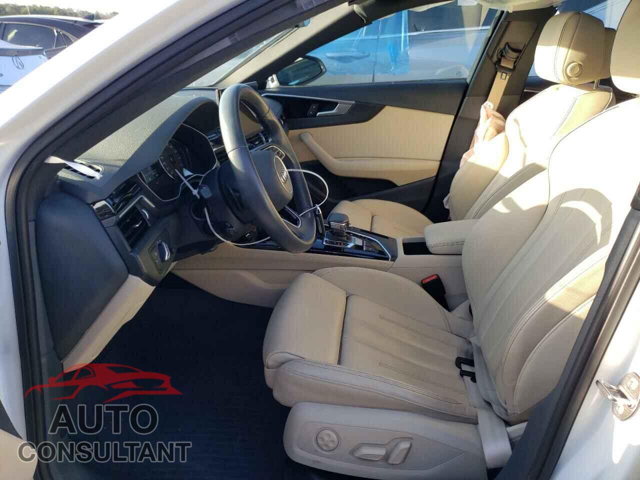 AUDI A4 2020 - WAUDNAF45LN011003