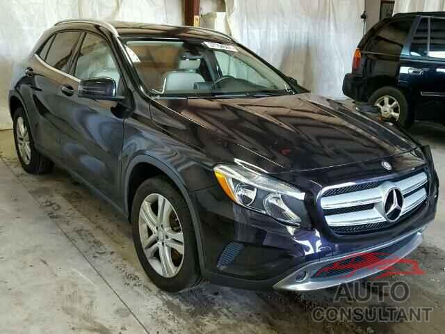 MERCEDES-BENZ GLA250 2015 - WDCTG4EB9FJ117082