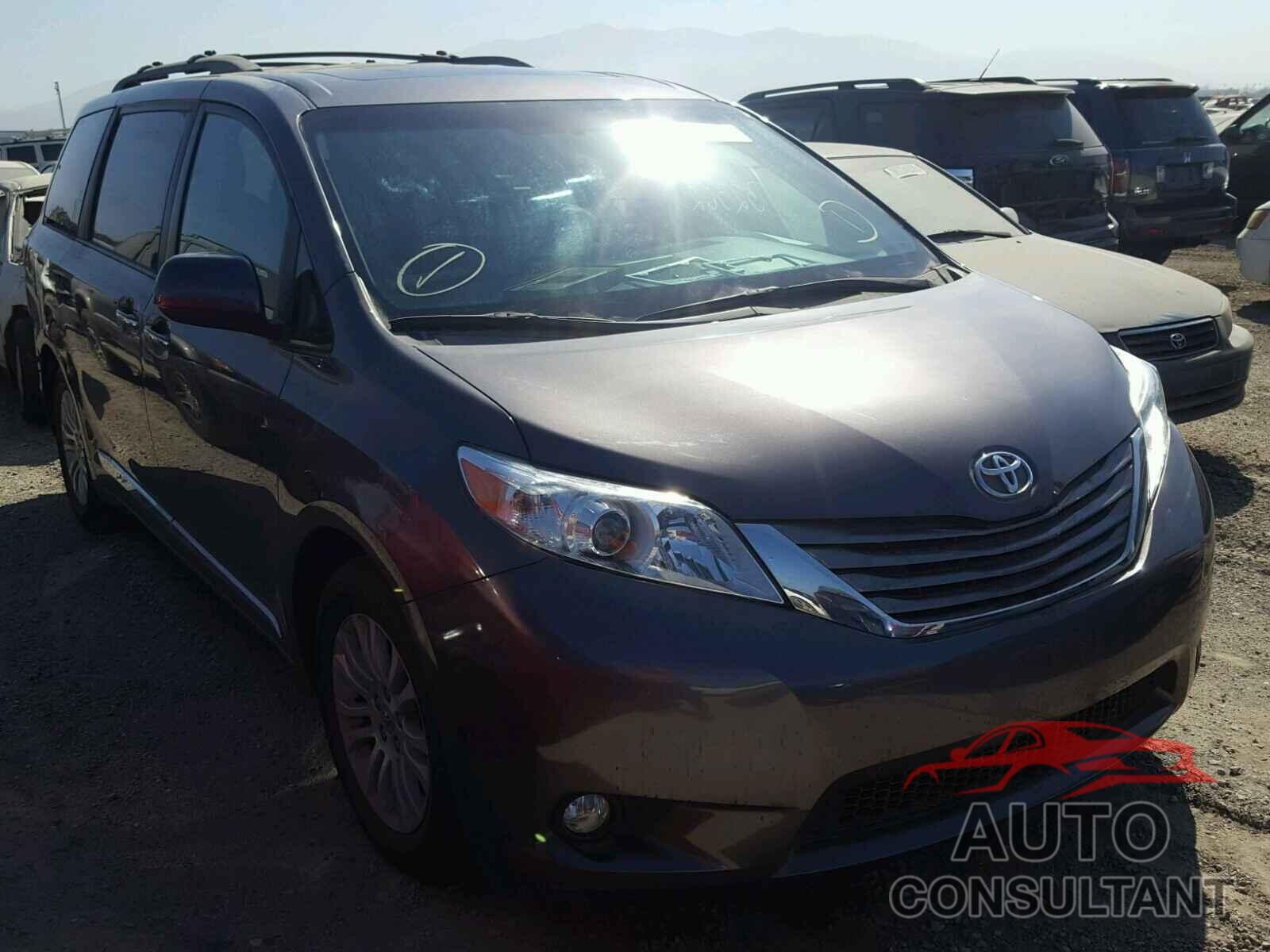 TOYOTA SIENNA 2015 - 5TDYK3DC4FS666884