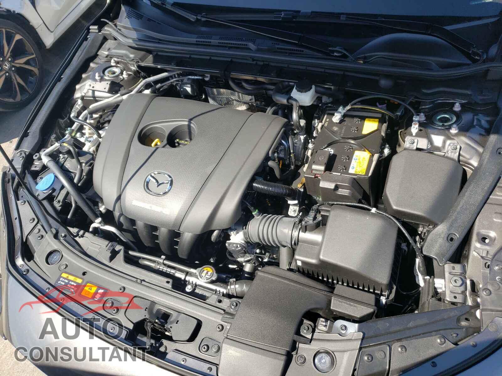 MAZDA 3 2021 - JM1BPAML2M1320080