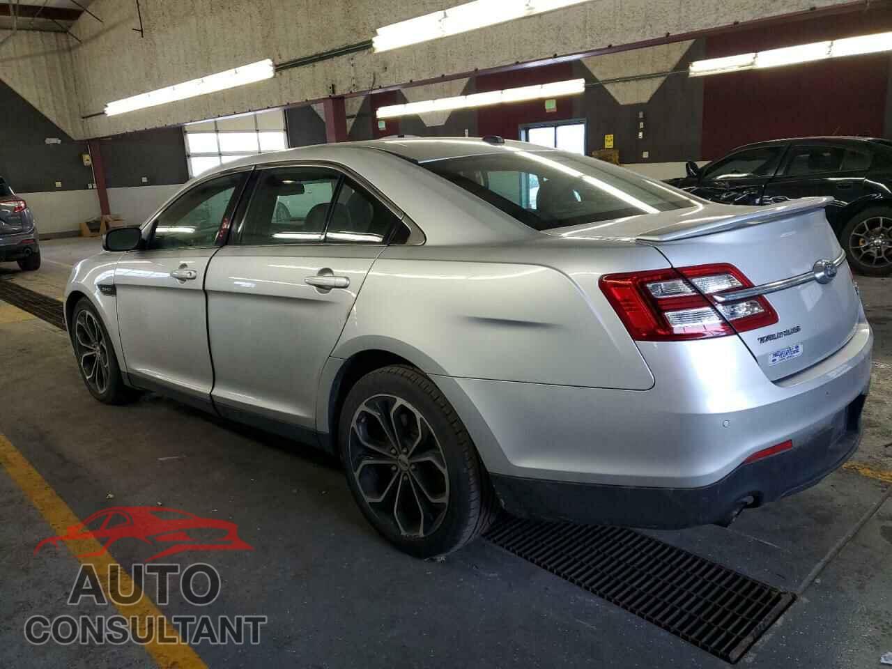 FORD TAURUS 2017 - 1FAHP2KT4HG113847