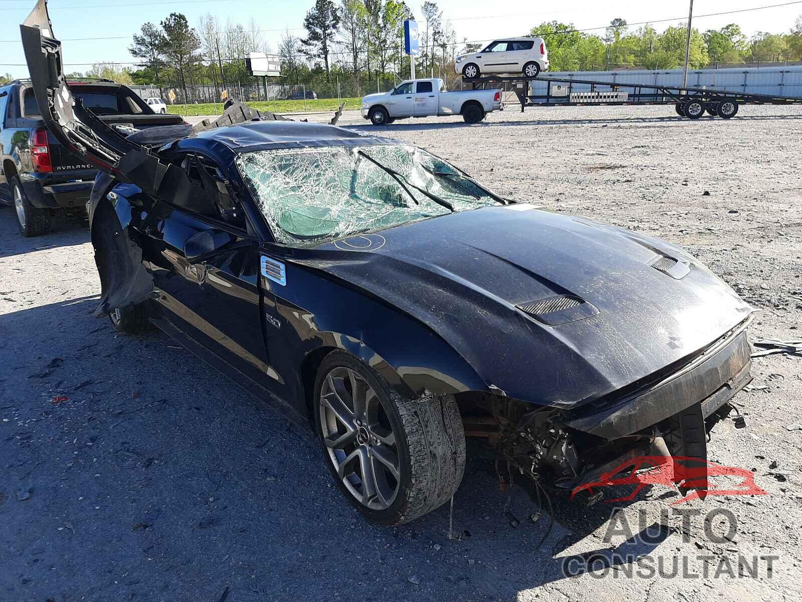 FORD MUSTANG 2018 - 1FA6P8CF9J5182585