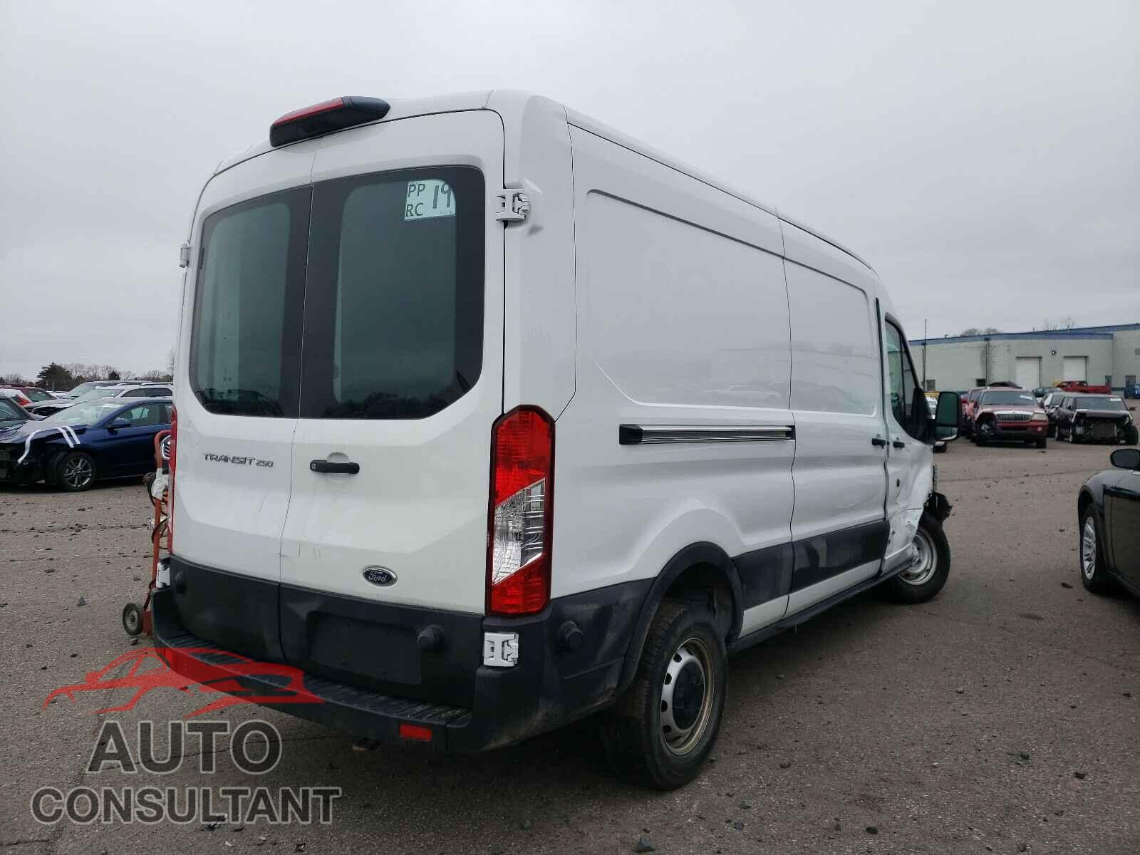 FORD TRANSIT CO 2019 - 1FTYR2CM9KKB07803