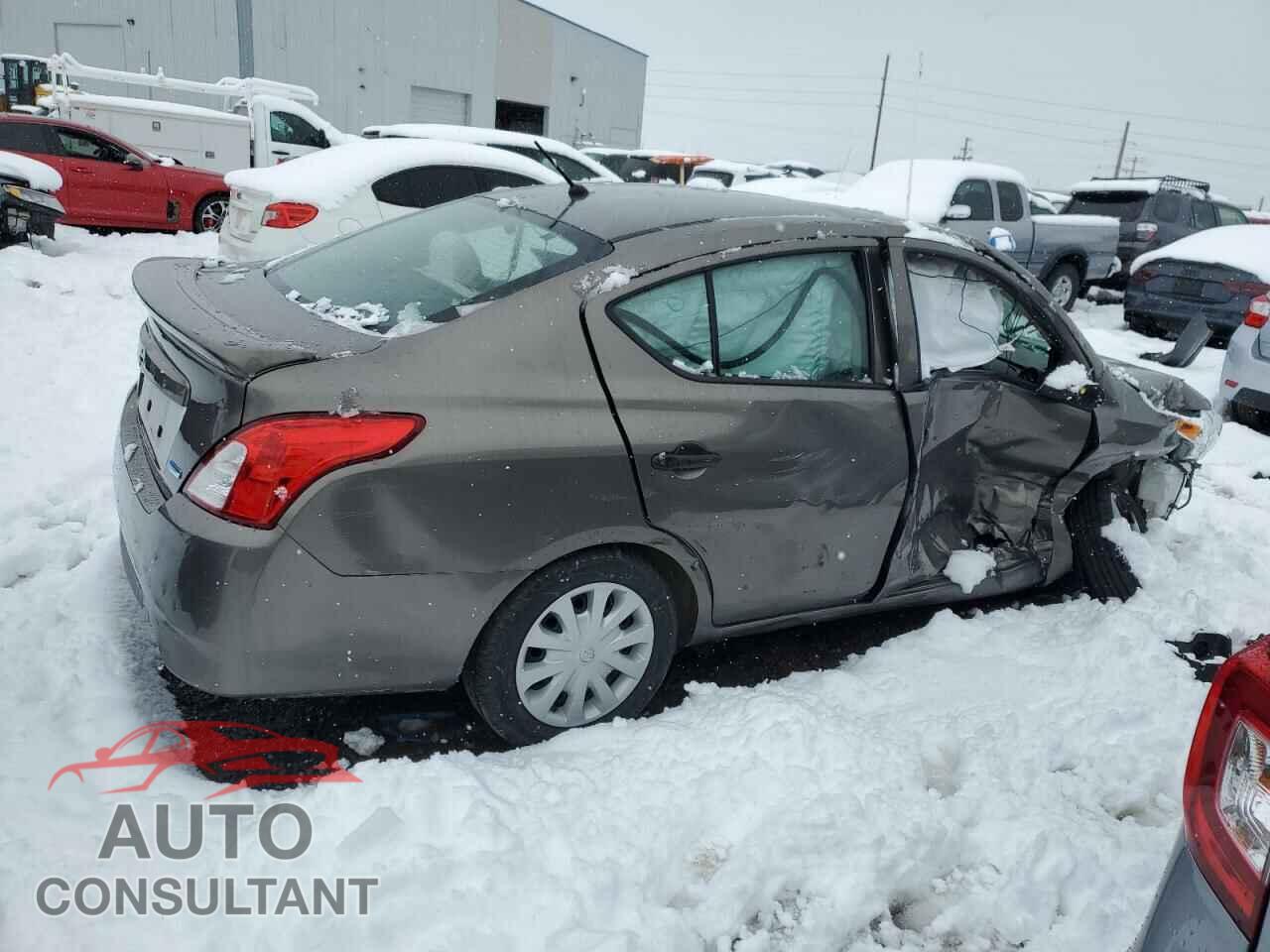NISSAN VERSA 2015 - 3N1CN7AP1FL890638