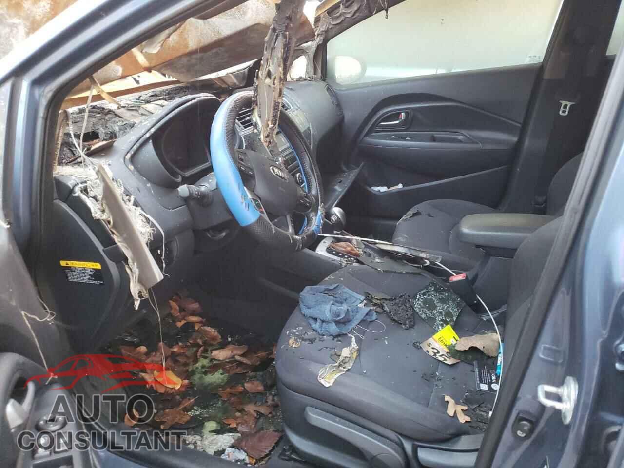 KIA RIO 2016 - KNADN4A3XG6568618