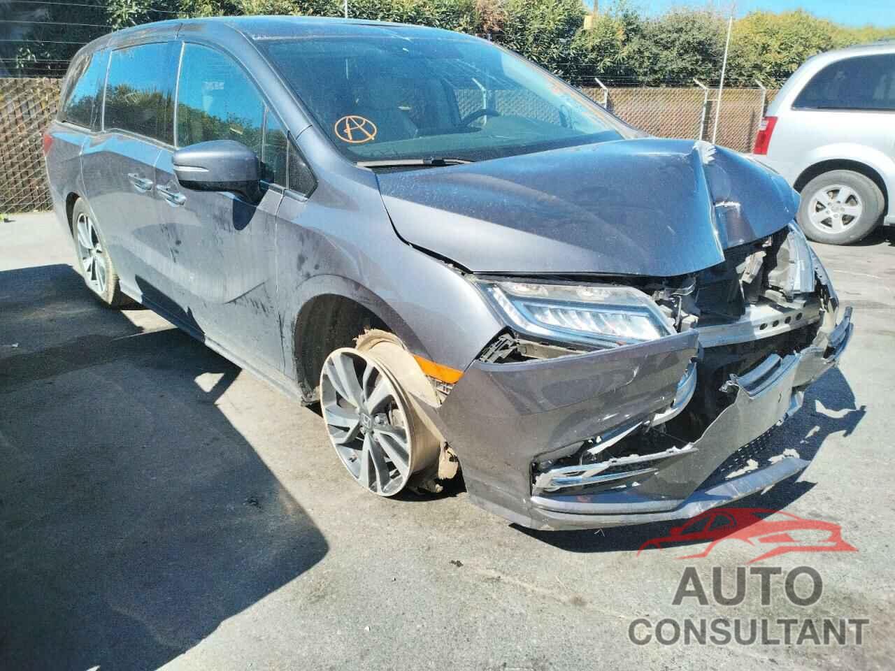 HONDA ODYSSEY 2018 - 5FNRL6H94JB061682