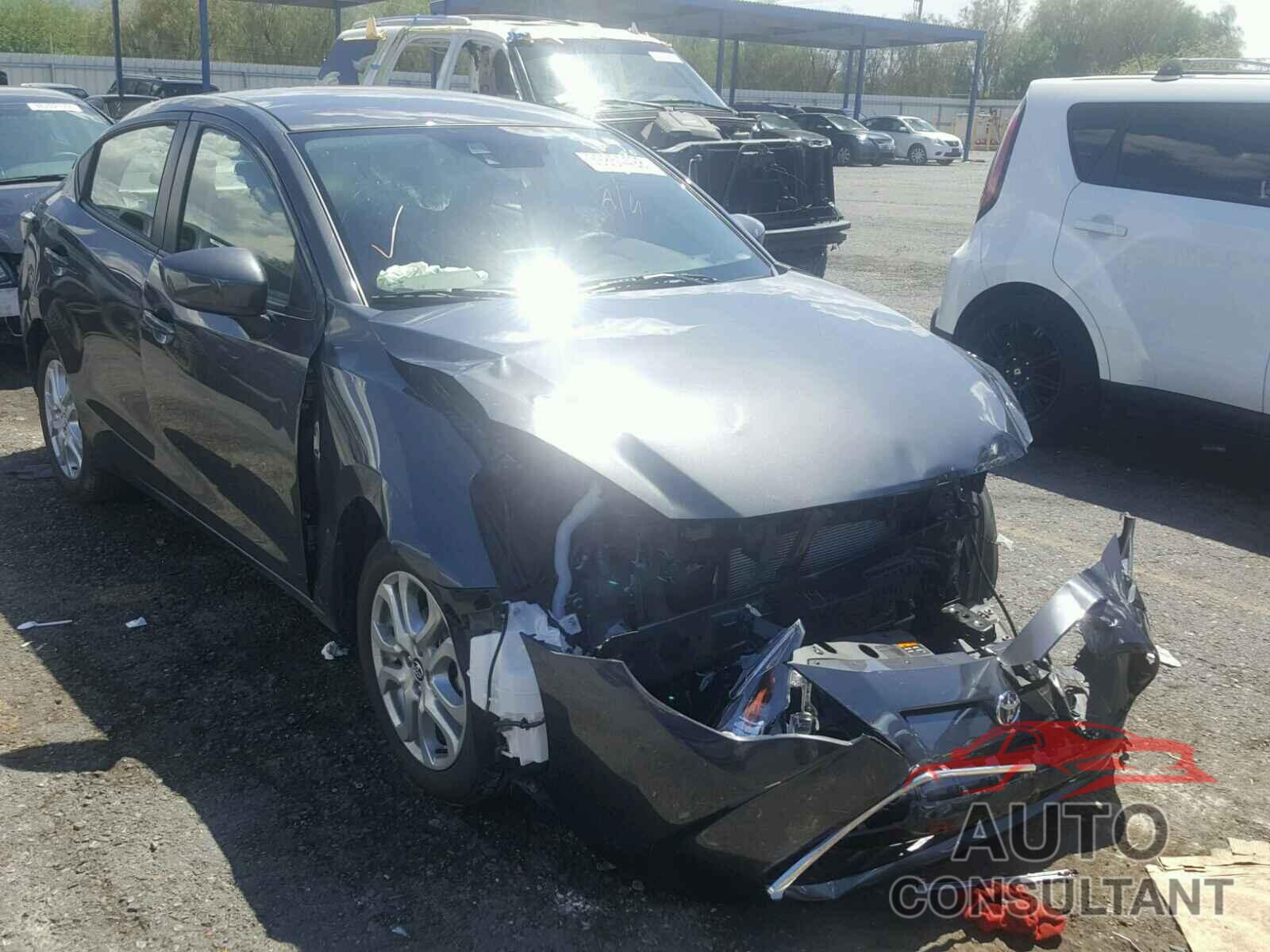 TOYOTA YARIS 2018 - 3MYDLBYV9JY302836