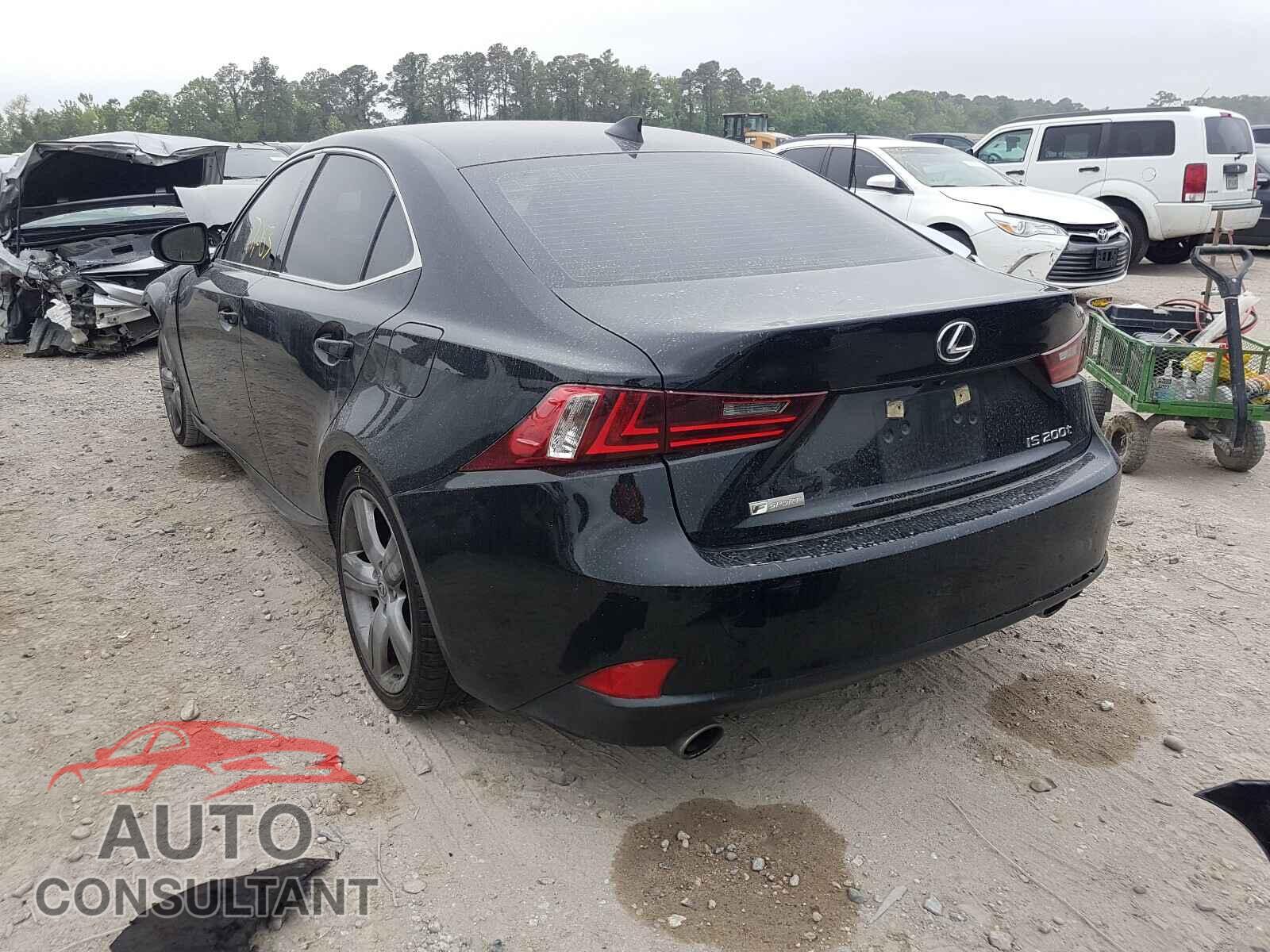 LEXUS IS 2016 - JTHBA1D2XG5038533