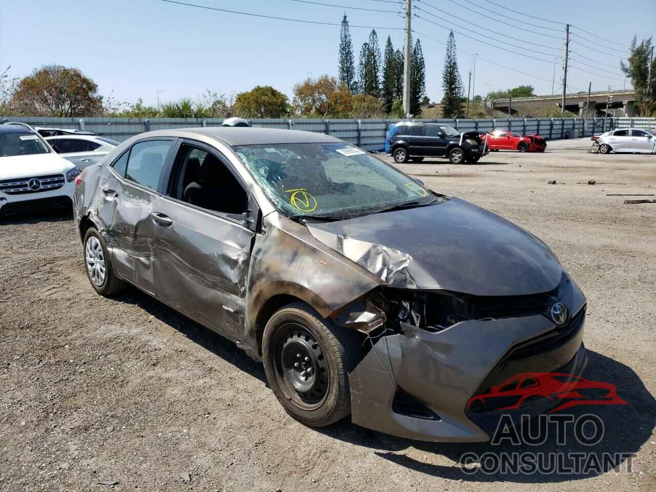 TOYOTA COROLLA 2019 - 2T1BURHE1KC240104