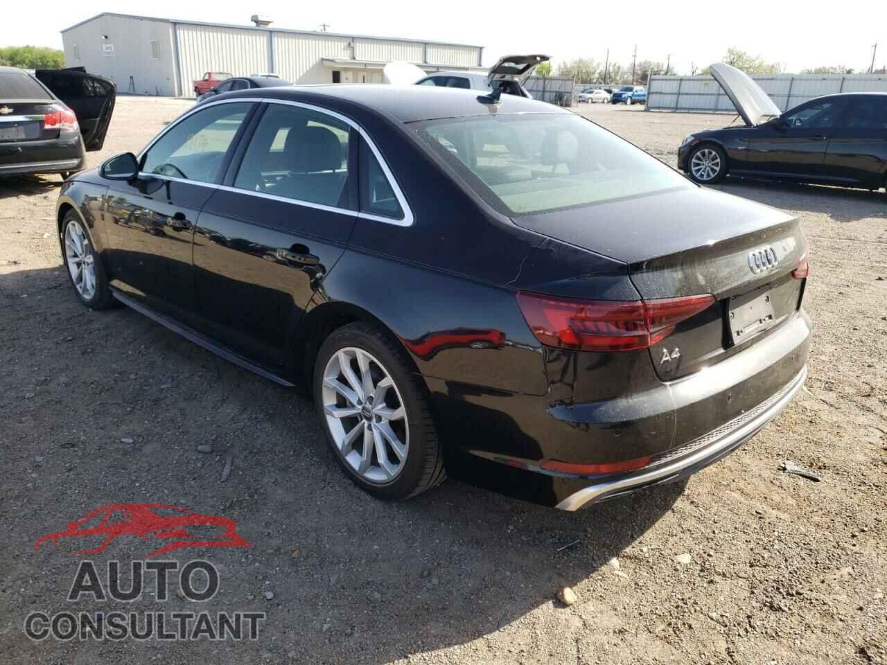 AUDI A4 2019 - WAUDNAF46KN005807