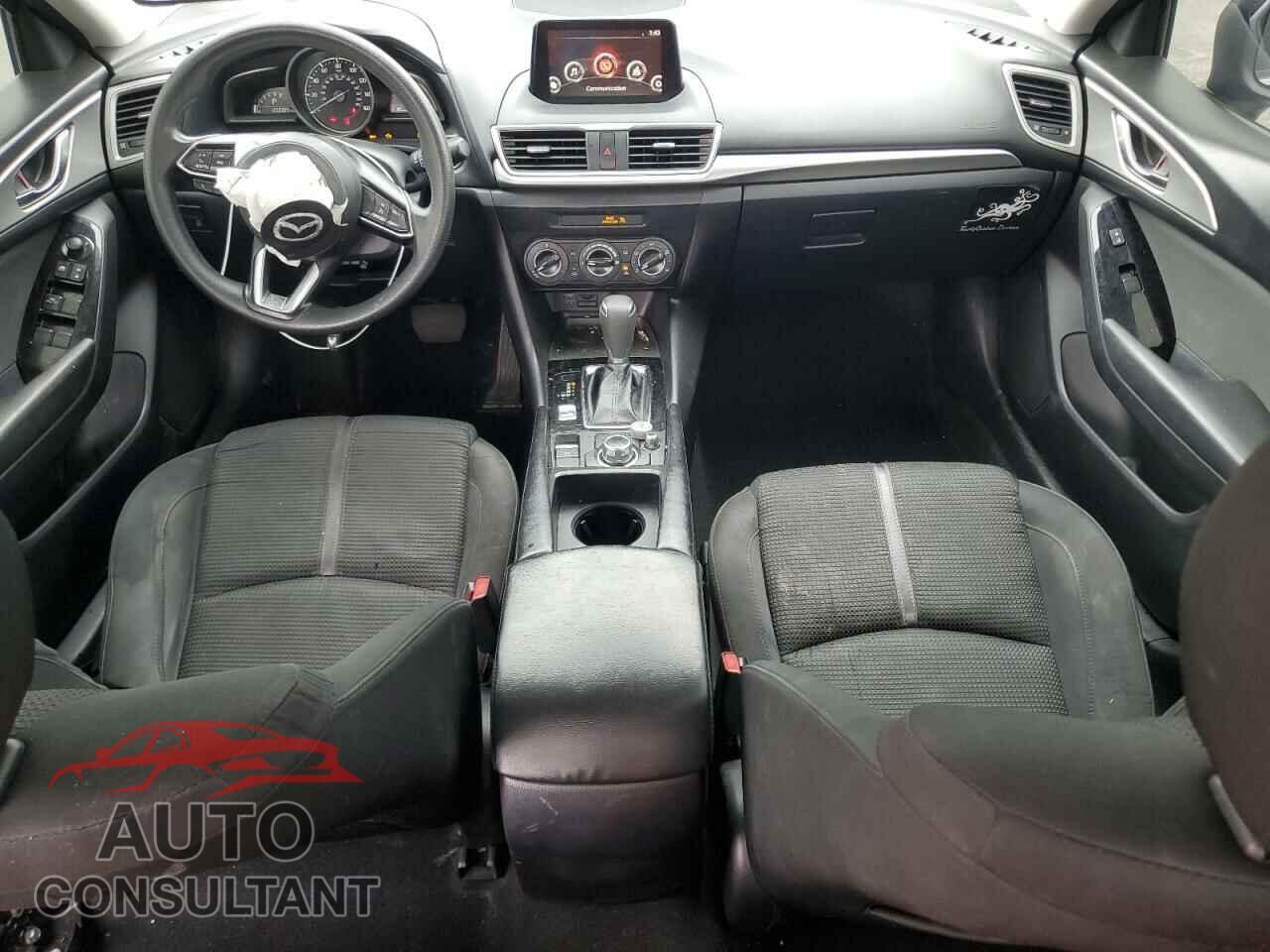 MAZDA 3 2017 - 3MZBN1U73HM108089