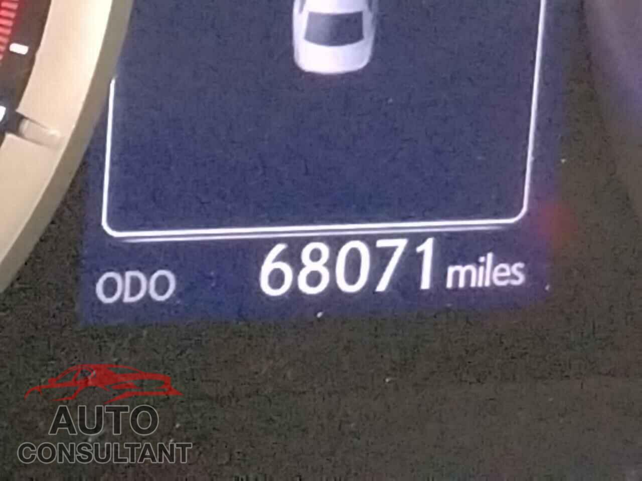 LEXUS IS 2016 - JTHCM1D22G5014125