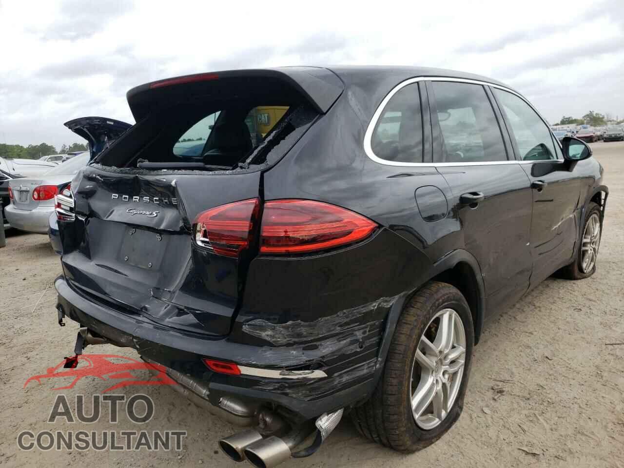 PORSCHE CAYENNE 2016 - WP1AB2A2XGLA92266