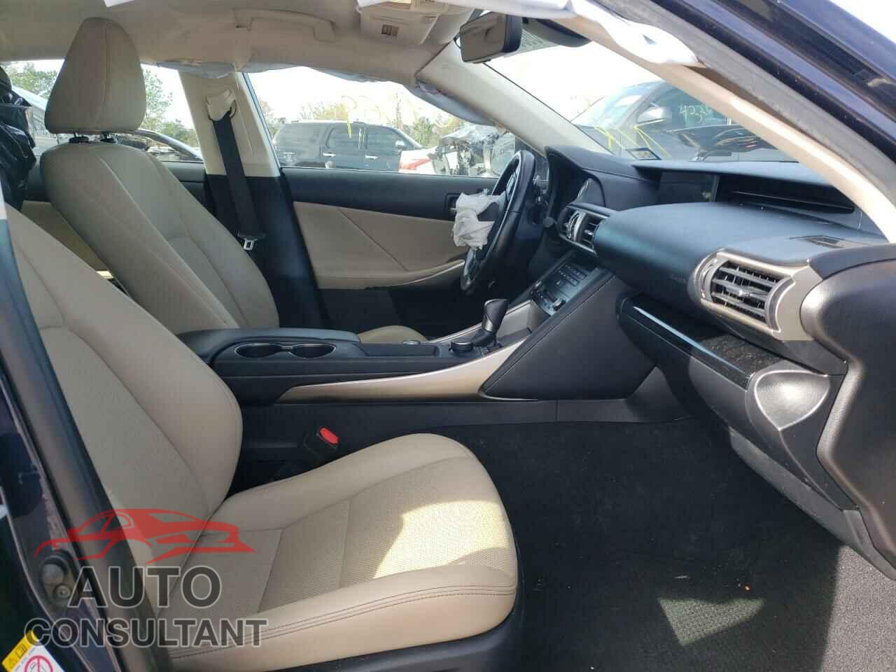 LEXUS IS 2017 - JTHBA1D29H5040324