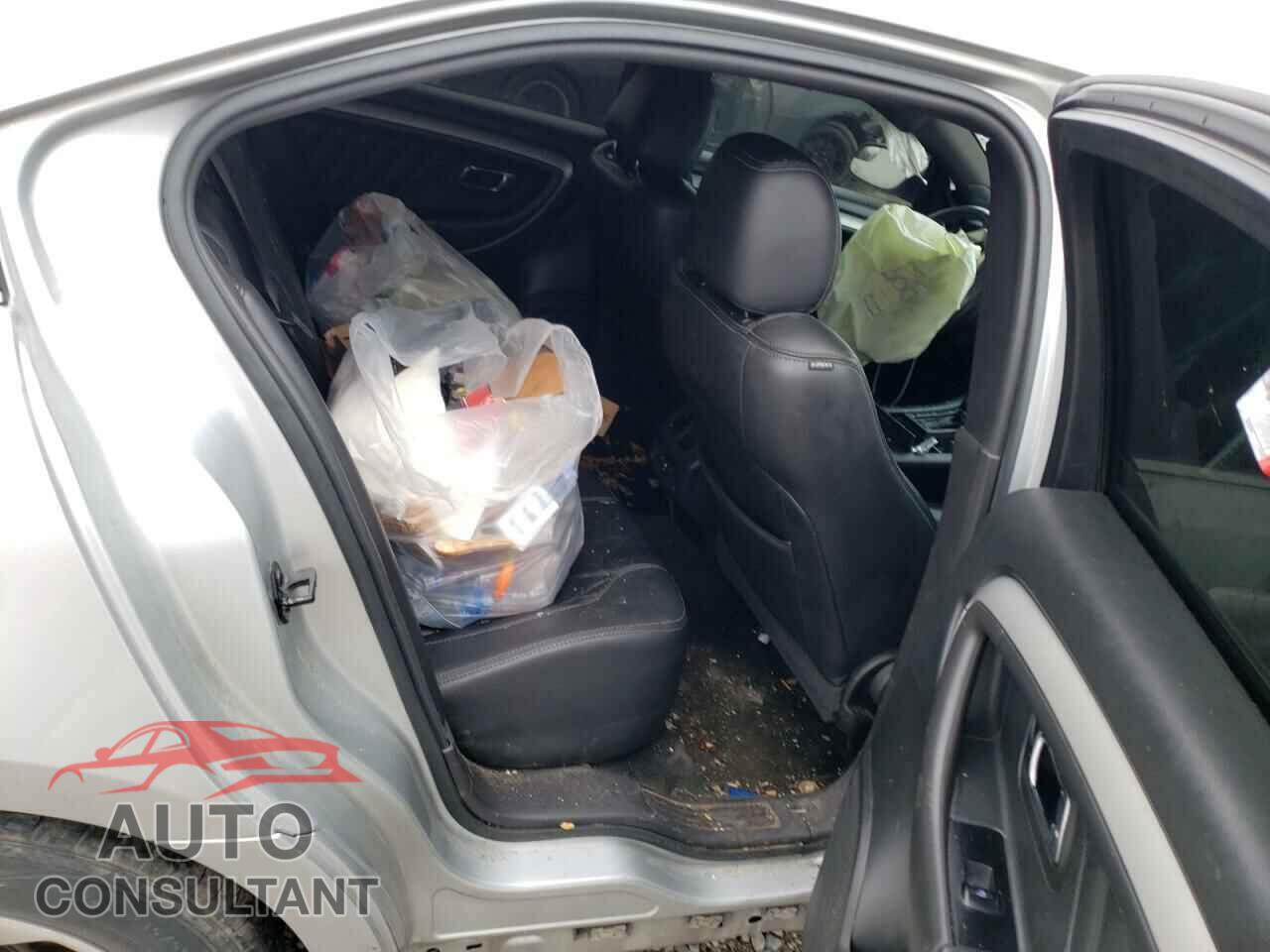 FORD TAURUS 2017 - 1FAHP2E88HG127953
