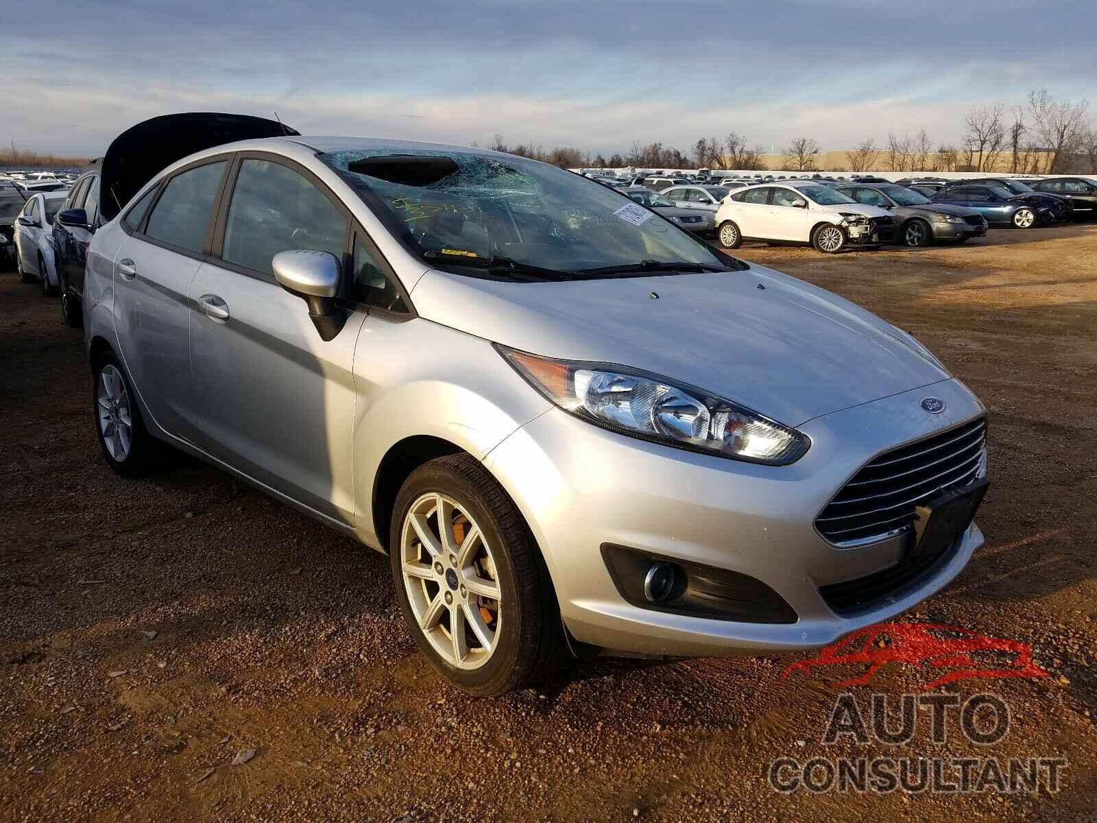 FORD FIESTA 2019 - 3FADP4BJ0KM105671