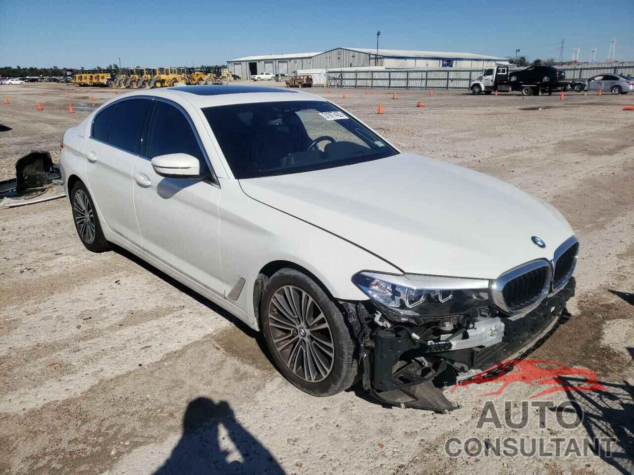 BMW 5 SERIES 2019 - WBAJA5C55KWW04114