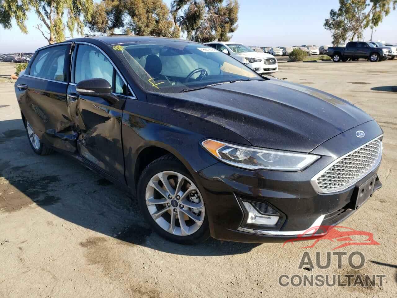 FORD FUSION 2019 - 3FA6P0SU5KR232978