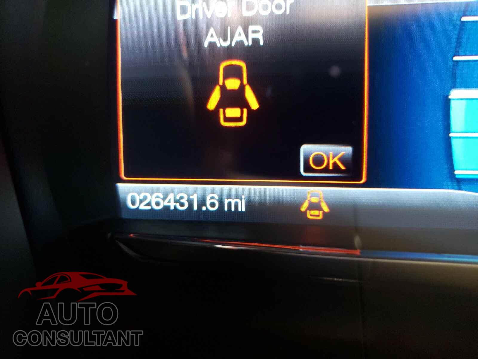 FORD TAURUS 2017 - 1FAHP2E85HG125092