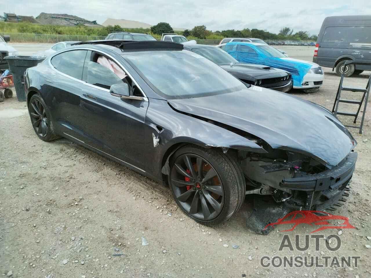 TESLA MODEL S 2016 - 5YJSA1E4XGF127471