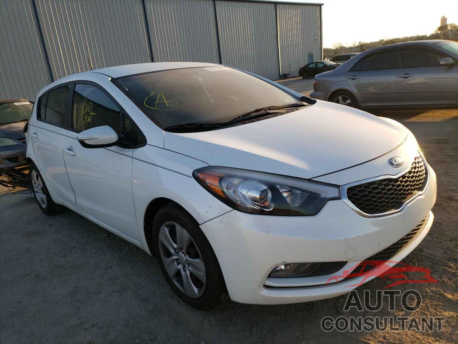 KIA FORTE 2016 - KNAFK5A84G5606353