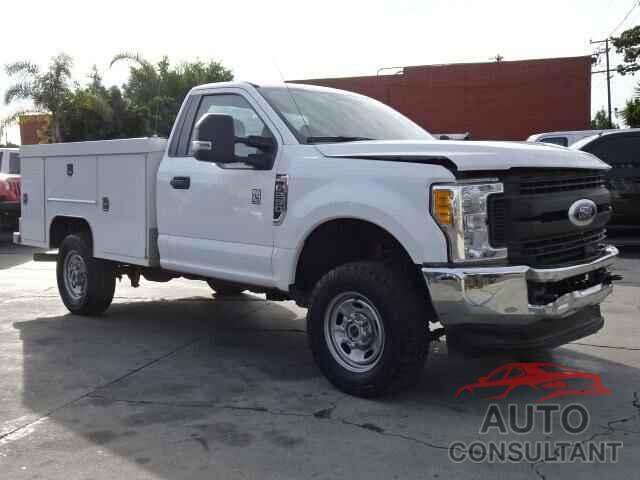 FORD F250 2017 - 1FTBF2B66HEE83884
