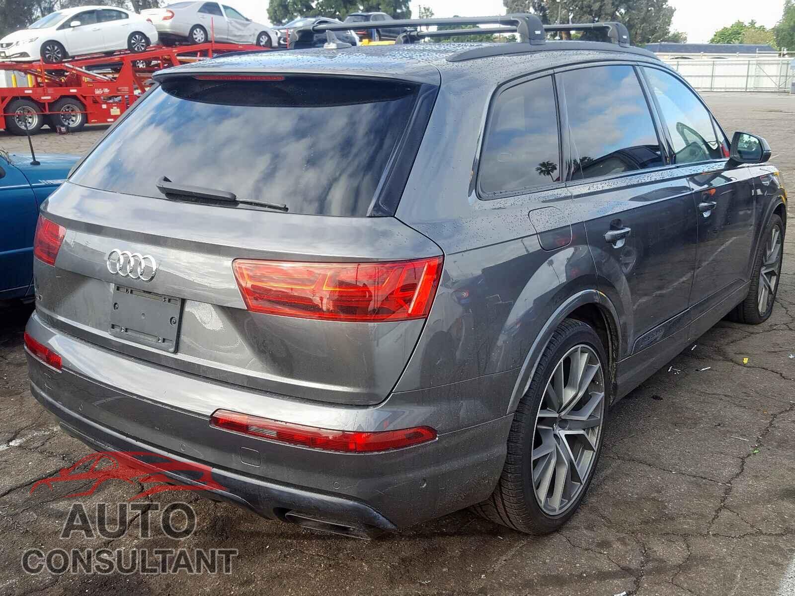AUDI Q7 2019 - 2HGFC2F64LH566222