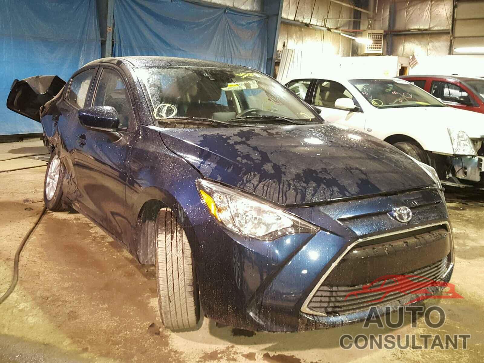 TOYOTA YARIS 2017 - 3MYDLBYV6HY164232