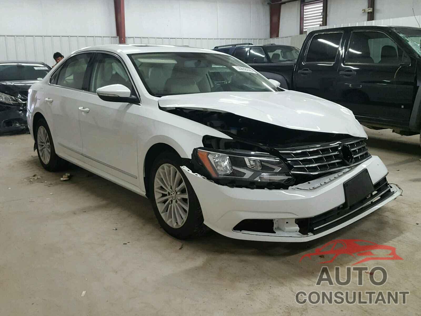 VOLKSWAGEN PASSAT 2017 - 1VWBT7A37HC039676