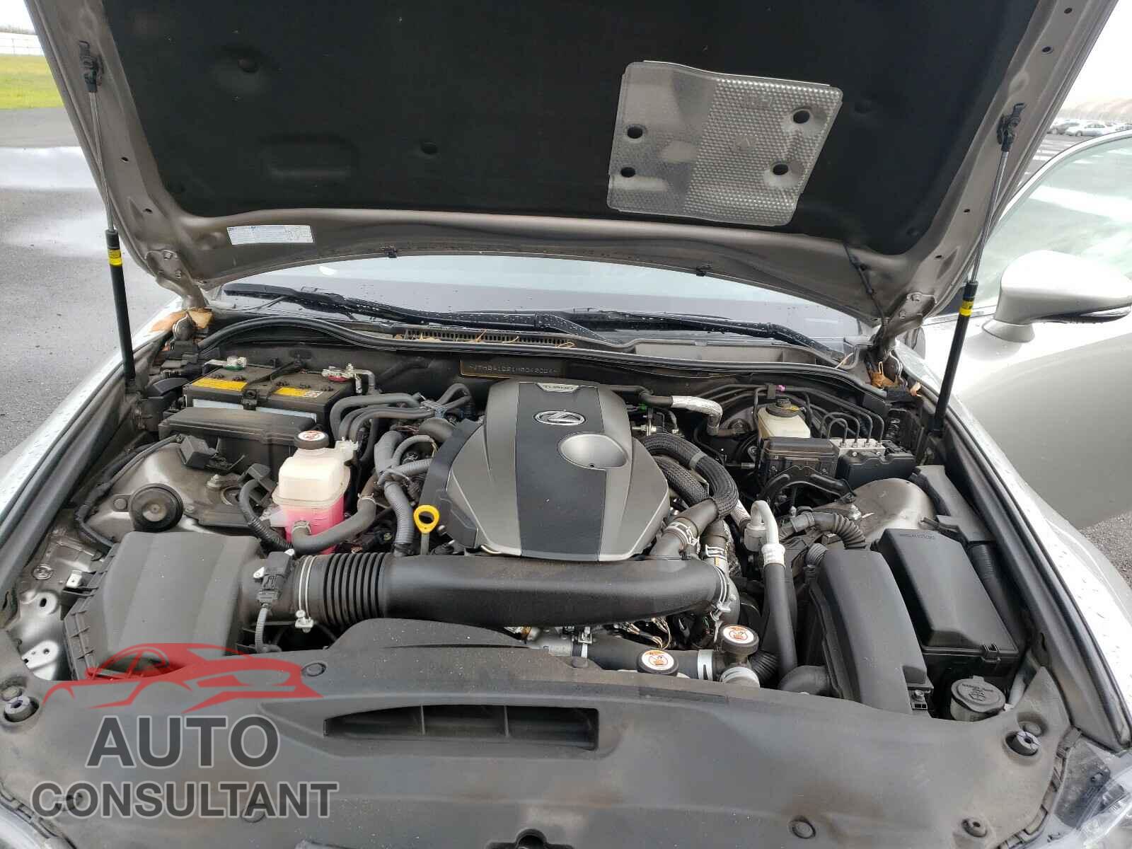 LEXUS IS 2017 - JTHBA1D21H5042004