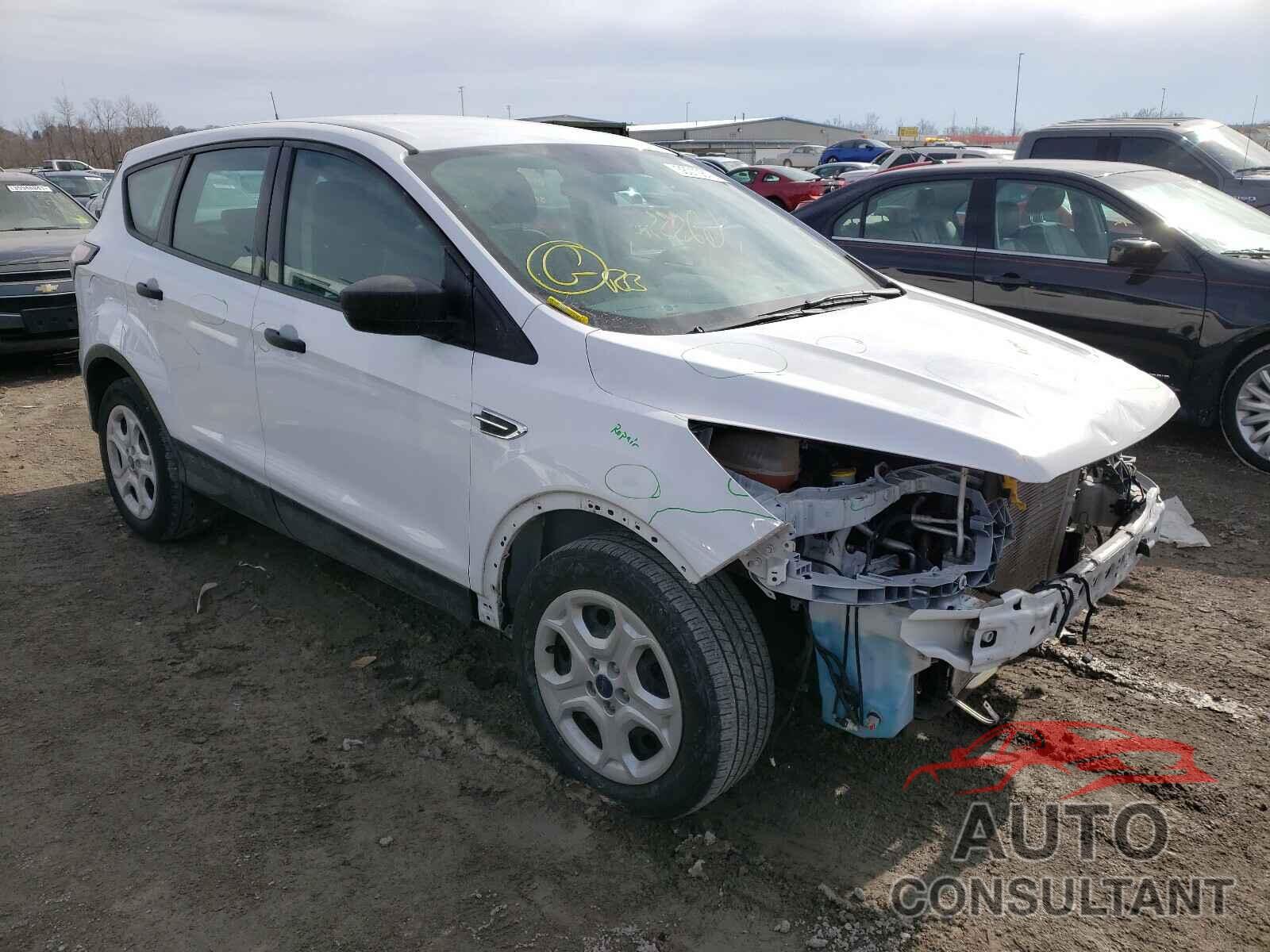 FORD ESCAPE 2017 - 1FMCU0F75HUC43549