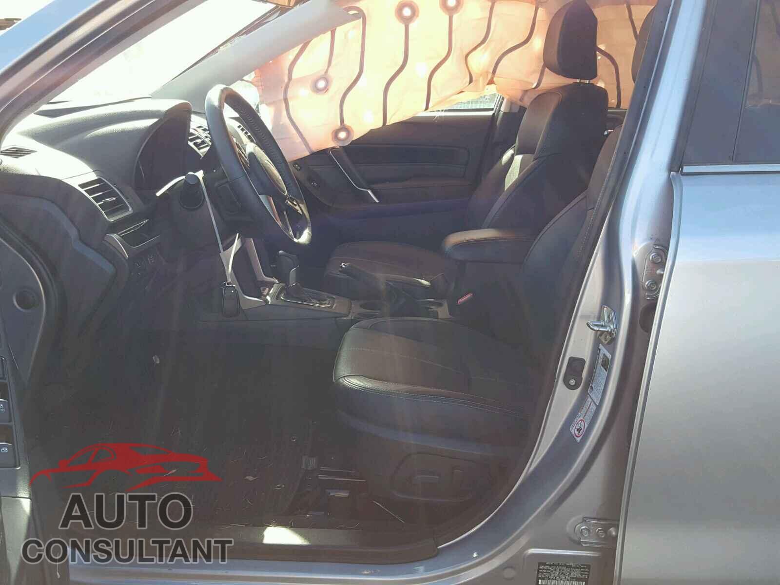 SUBARU FORESTER 2017 - JF2SJAWC4HH478109