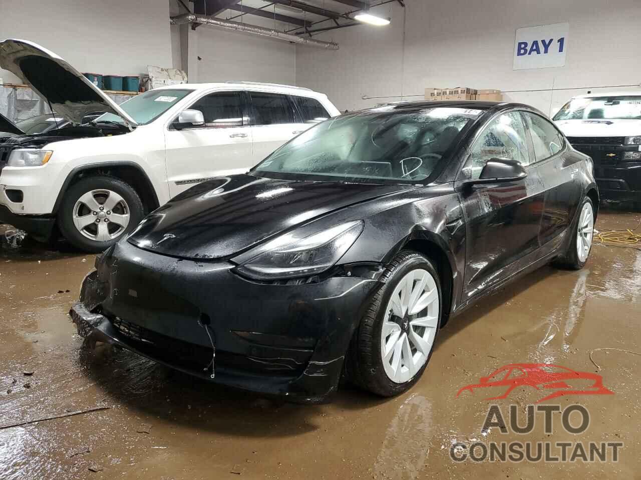 TESLA MODEL 3 2022 - 5YJ3E1EB5NF305128