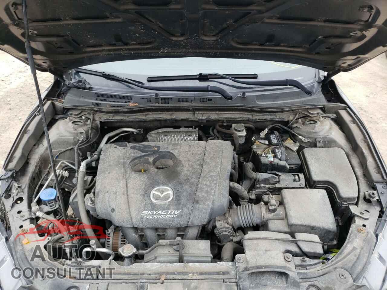 MAZDA 3 2017 - 3MZBN1L73HM149016