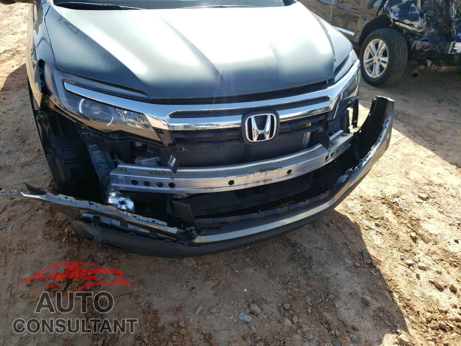 HONDA RIDGELINE 2017 - 5FPYK2F62HB007606
