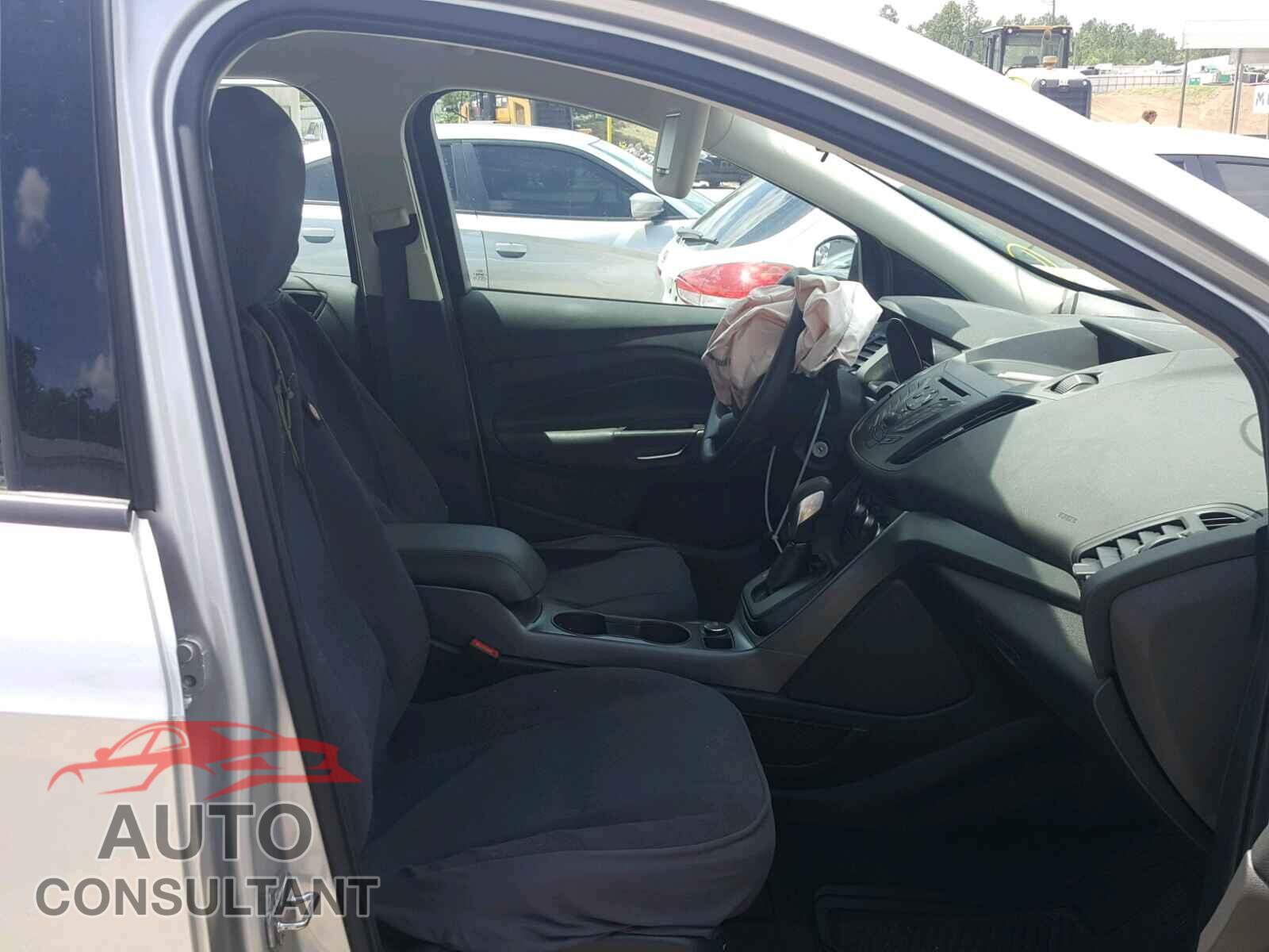 FORD ESCAPE S 2016 - 1FMCU0F76GUC08548